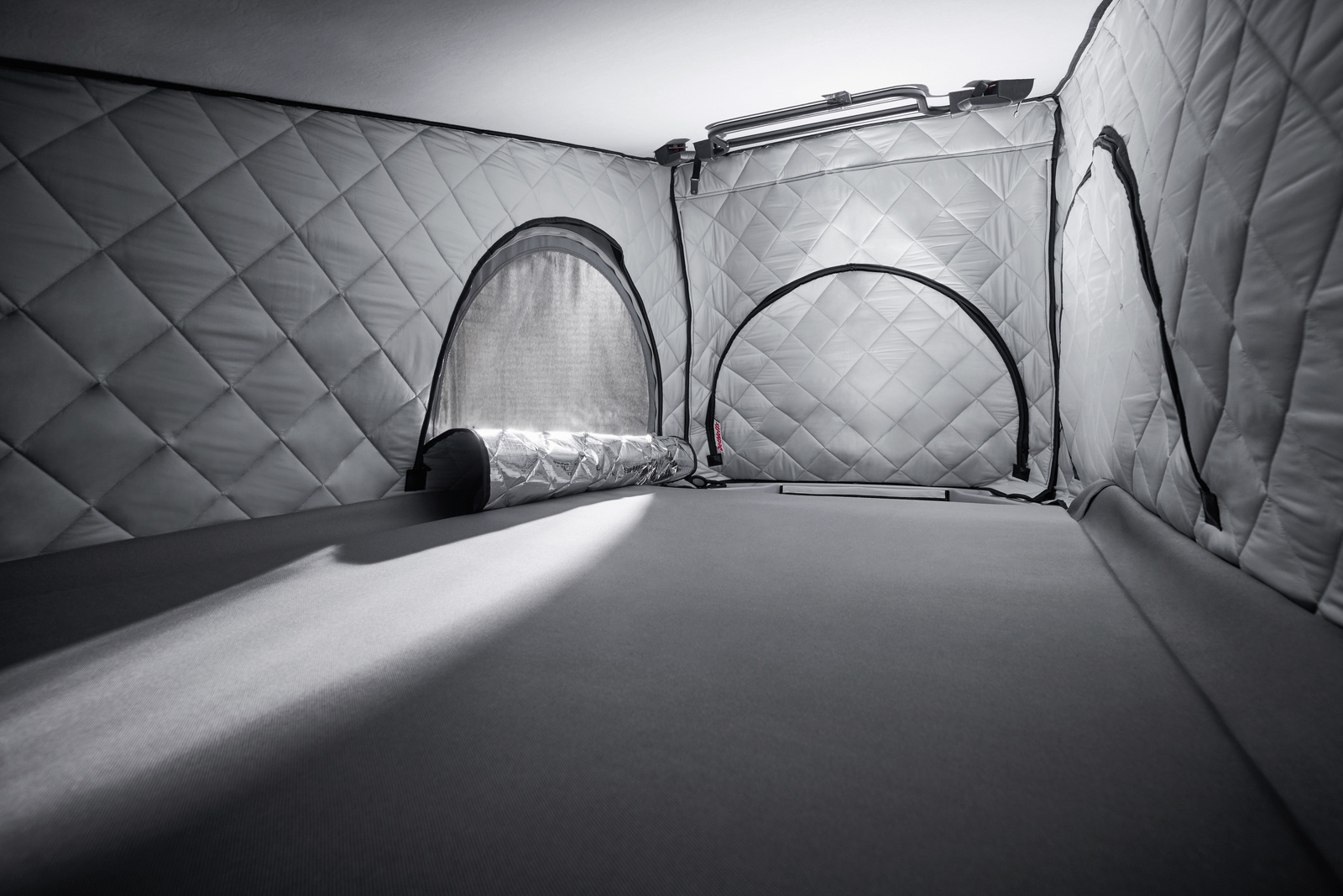 3401018_Dethleffs Globevan Schlafdachisolierung -Screen